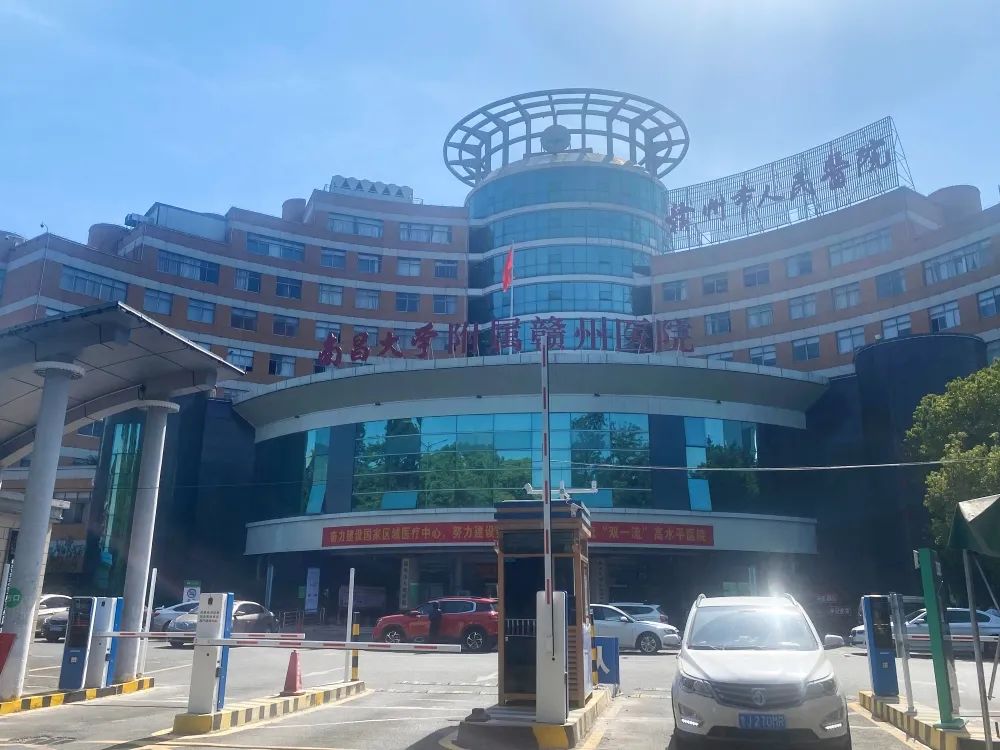 南昌大学附属赣州医院内镜室纯水消毒系统安装与调试完成