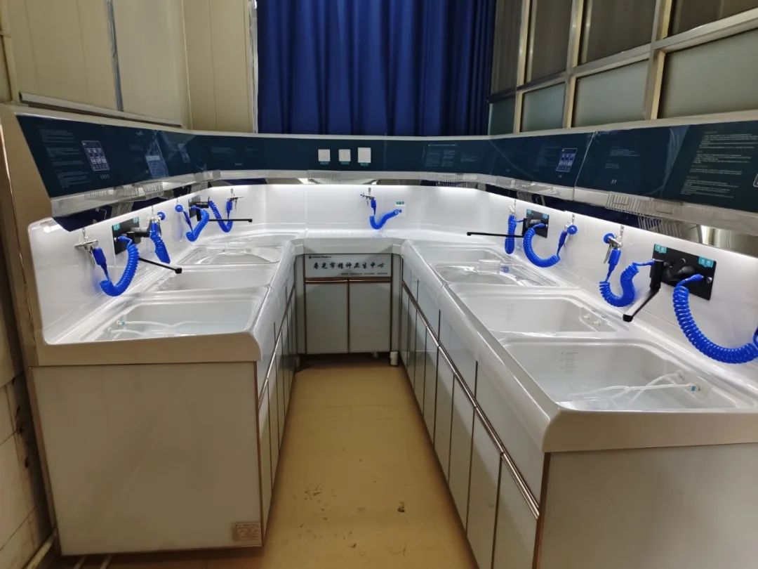 山东寿光精神卫生中心内镜清洗工作站、纯水机、储镜柜安装与调试完成