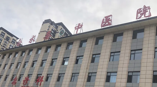 甘肃合水县中医医院内镜清洗工作站、内镜自动清洗消毒机、纯水机、内镜储镜柜安装调试完成
